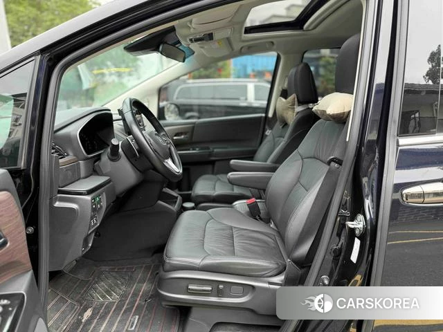Honda Odyssey 2024 Черный из Китая