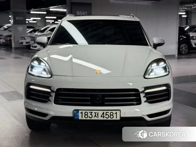 Porsche Cayenne (PO536) 2019 Белый из Кореи