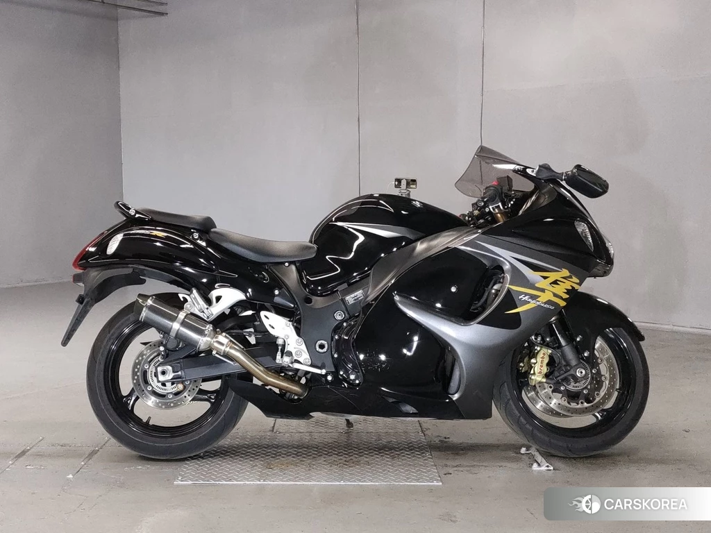 Проданный Suzuki GSX1300R HAYABUSA 2015 из Японии, фото 2