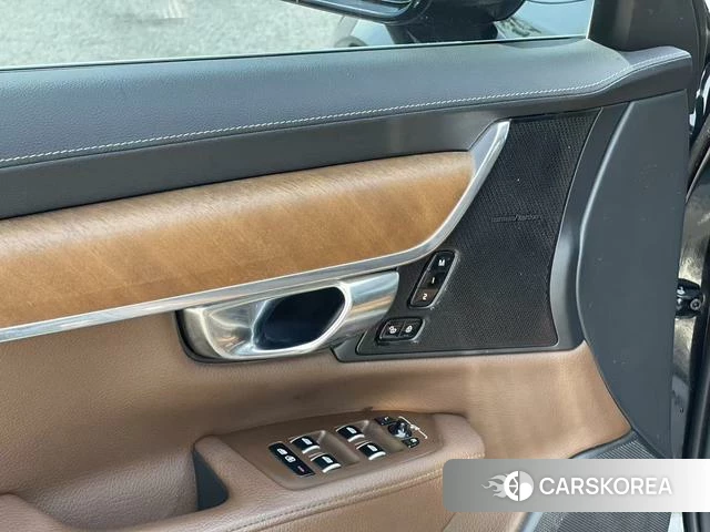 Volvo S90 2020 Черный из Китая