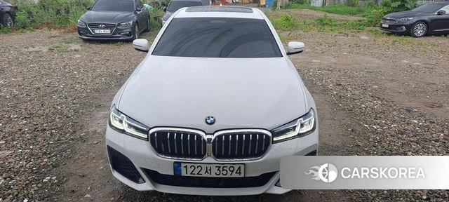 BMW 5 Series (G30) 2023 Белый из Кореи