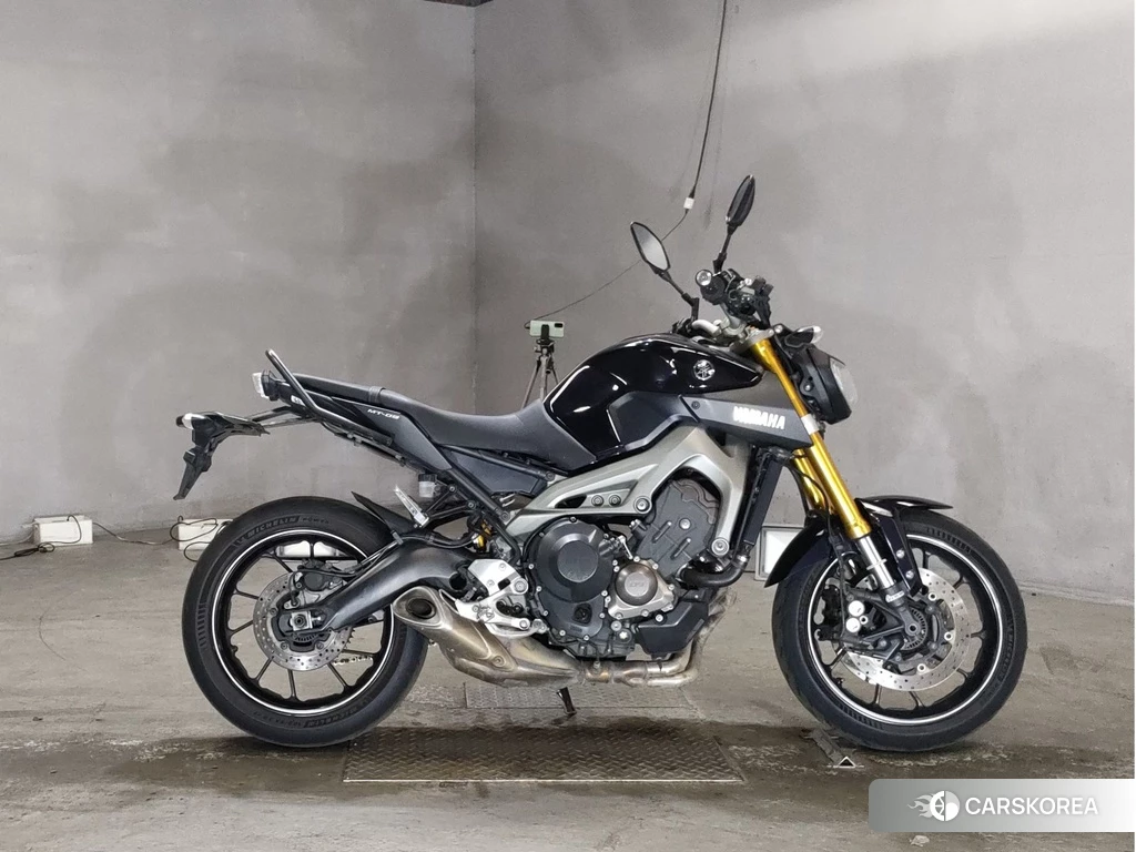 Проданный Yamaha MT-09 2014 из Японии