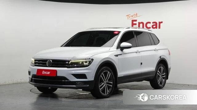 Volkswagen Tiguan Allspace 2018 Белый из Кореи
