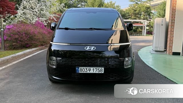 Hyundai Staria 2024 Черный из Кореи