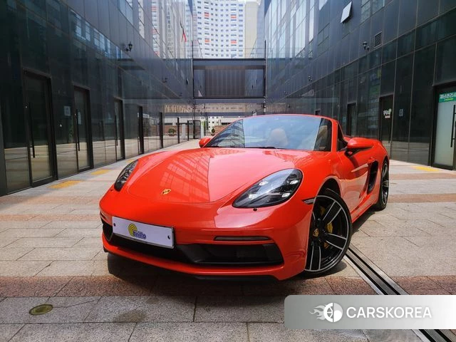 Porsche 718 Boxster 2021 Оранжевый из Кореи