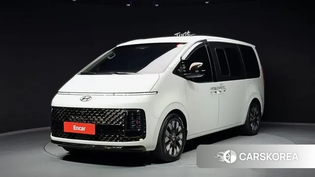 Hyundai Staria 2021 Белый из Кореи