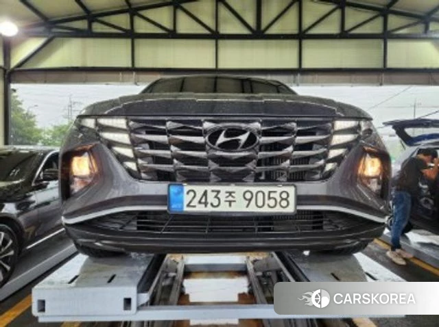 Hyundai Tucson (NX4) 2021 Серый из Кореи