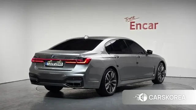 BMW 7 Series (G11) 2022 Серый из Кореи