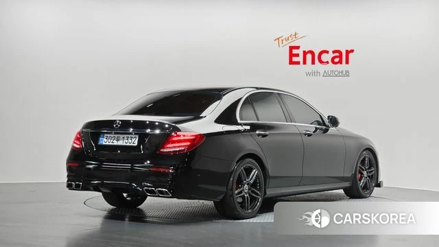 Mercedes-Benz E-Class W213 2018 Черный из Кореи