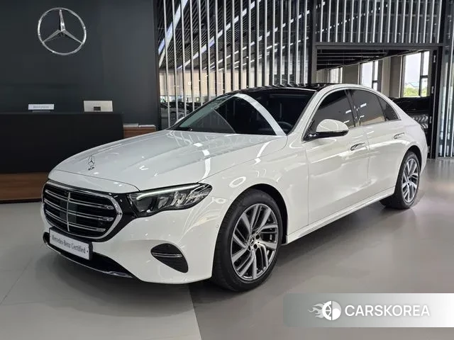 Mercedes-Benz E-Class W214 2024 Белый из Кореи