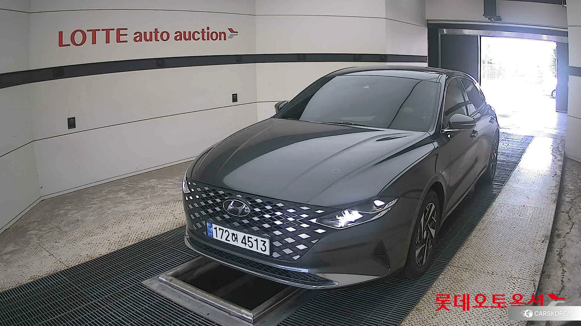 Hyundai Grandeur Hybrid 2023 Nocturne Grey Metallic из Кореи