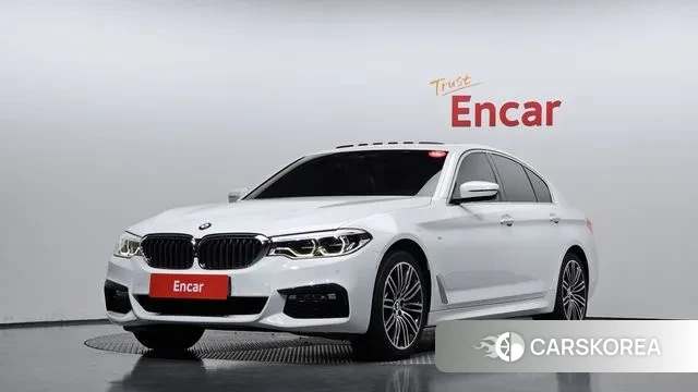BMW 5 Series (G30) 2018 Белый из Кореи