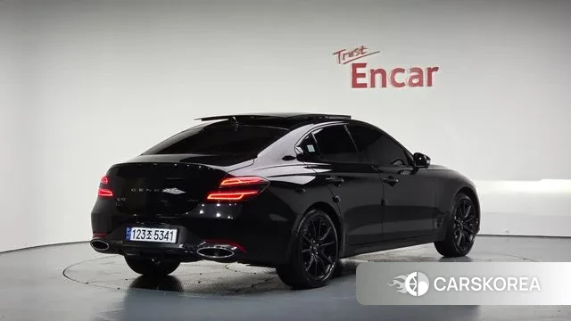 Genesis The New G70 2025 Черный из Кореи