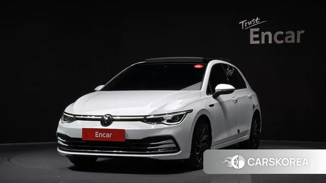 Volkswagen Golf 8th Generation 2024 Белый из Кореи