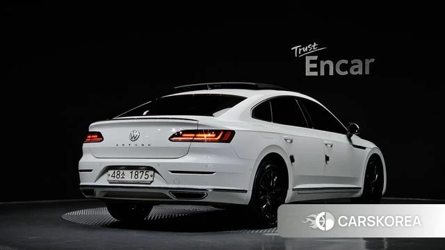 Volkswagen Arteon 2018 Белый из Кореи