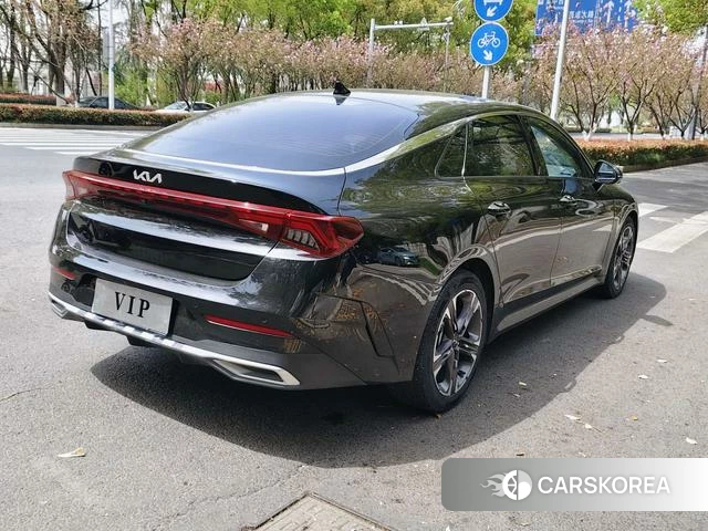 Kia K5 2021 Черный из Китая