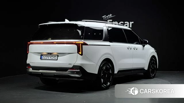 Kia The New Carnival 4th Generation 2025 Белый из Кореи