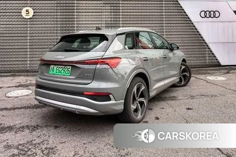Audi Q4 e-tron 2024 Темно-серый из Китая