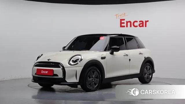 Mini Cooper 2022 Жемчужный цвет из Кореи