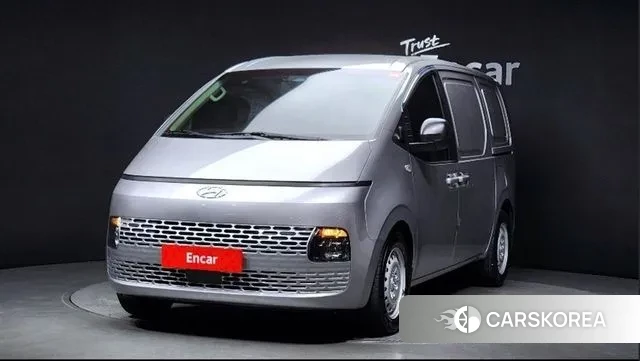 Hyundai Staria 2021 Серебристо-серый из Кореи