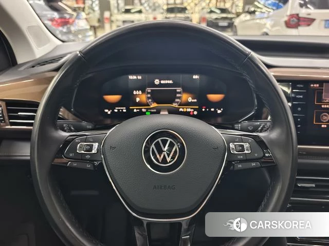 Volkswagen Tuyue 2022 Белый из Китая