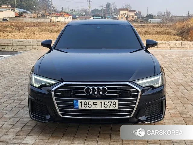 Audi A6 (C8) 2022 Синий из Кореи