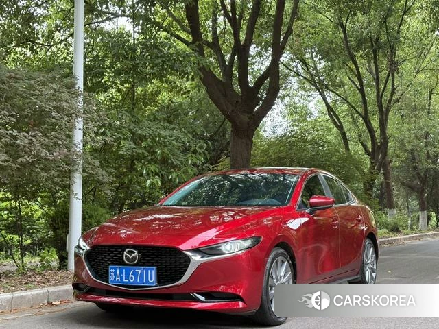 Mazda 3 Angkesaila 2023 Красный из Китая