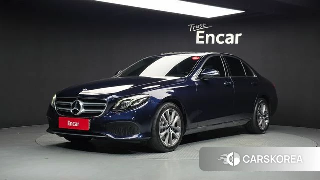 Mercedes-Benz E-Class W213 2019 Синий из Кореи