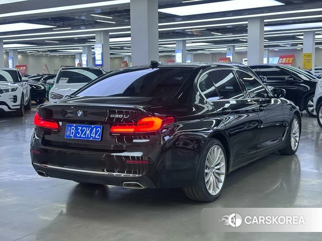 BMW 5 series 2021 Черный из Китая