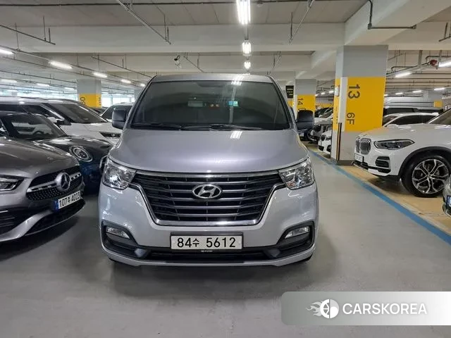 Hyundai The New Grand Starex 2020 Серый из Кореи