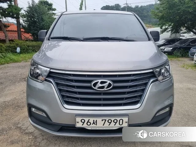 Hyundai The New Grand Starex 2021 Серый из Кореи