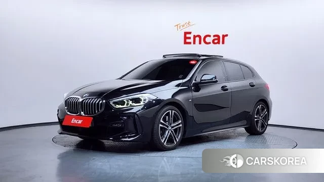 BMW 1 Series (F40) 2022 Черный из Кореи