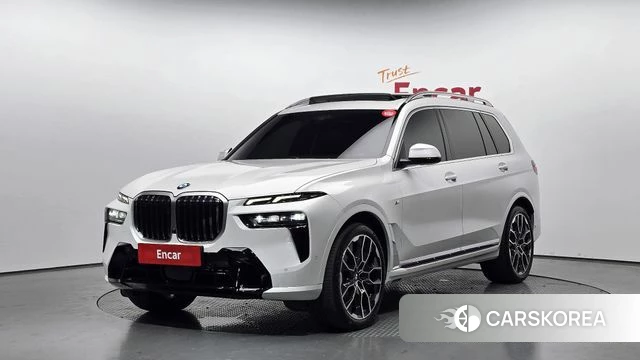 BMW X7 (G07) 2024 Белый из Кореи