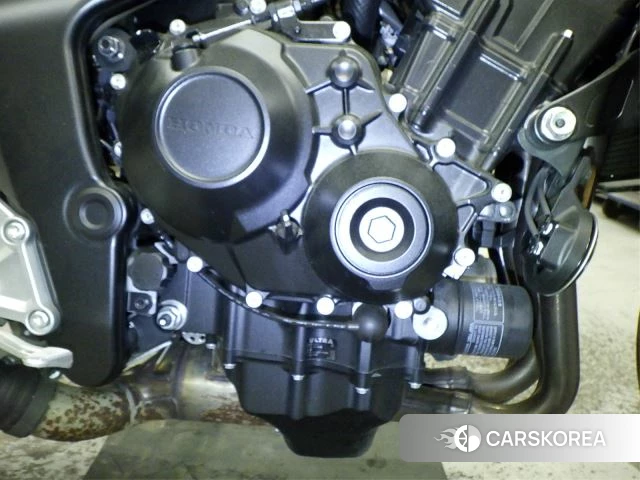 Engine photo
