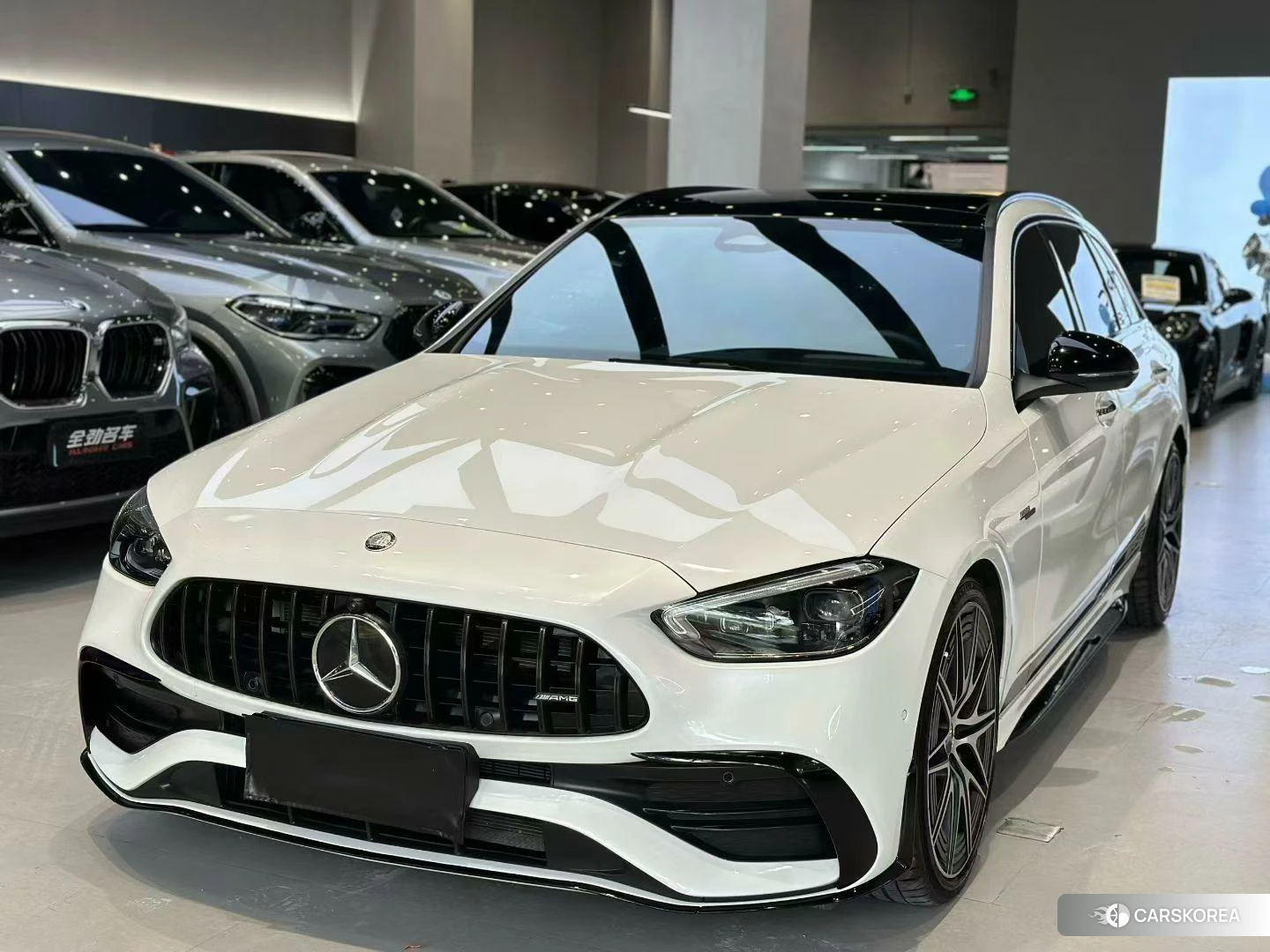 Mercedes-Benz C-class AMG 2023 Белый из Китая