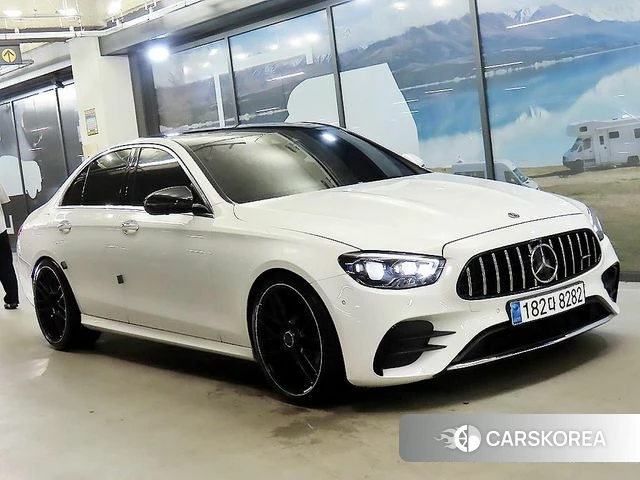 Mercedes-Benz E-Class W213 2020 Белый из Кореи
