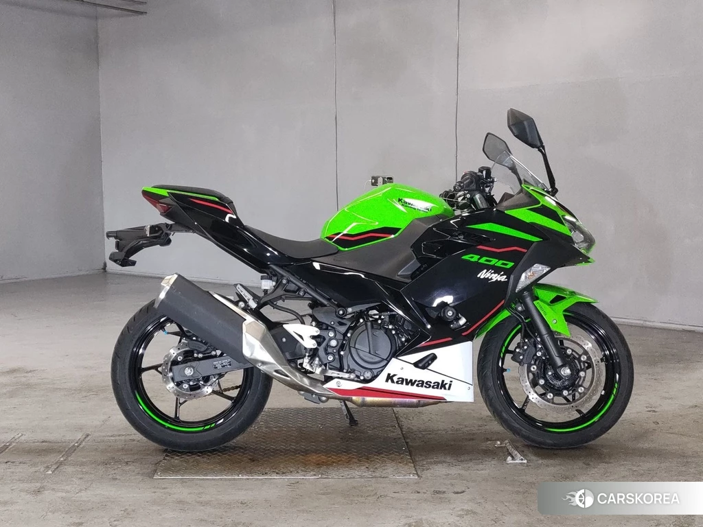 Проданный Kawasaki NINJA 400 2021 из Японии, фото 2