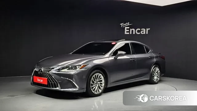 Lexus ES300h 7th generation 2023 Серый из Кореи