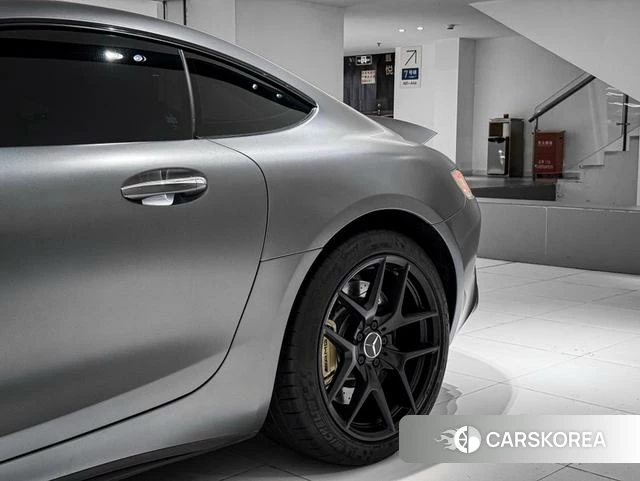 Mercedes-Benz AMG GT 2022 Темно-серый из Китая