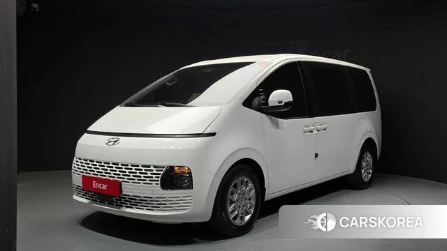 Hyundai Staria 2023 Белый из Кореи