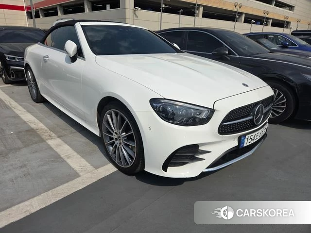 Mercedes-Benz E-Class W213 2021 Белый из Кореи