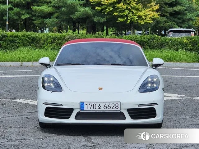 Porsche 718 Boxster 2020 Белый из Кореи