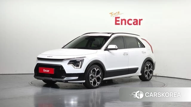 Kia Di Ol Nu Niro 2022 Белый из Кореи
