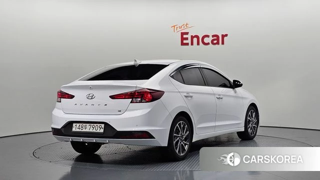 Hyundai The New Avante AD 2019 Белый из Кореи