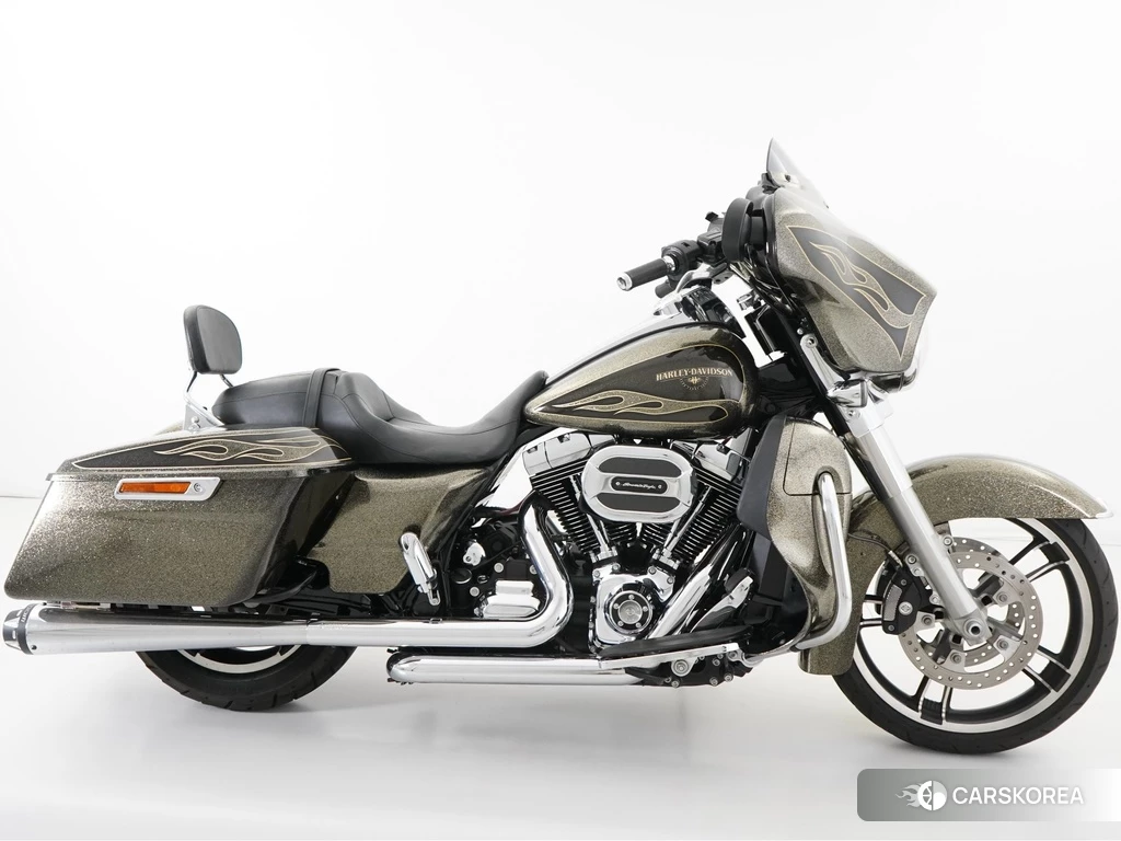 Проданный Harley-Davidson Street Glide FLHXS1690 2016 из Японии, фото 2