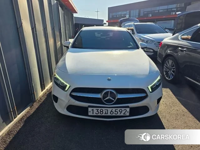 Mercedes-Benz A-Class W177 2020 Белый из Кореи