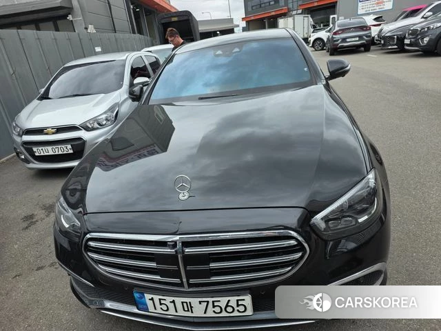 Mercedes-Benz E-Class W213 2022 Черный из Кореи