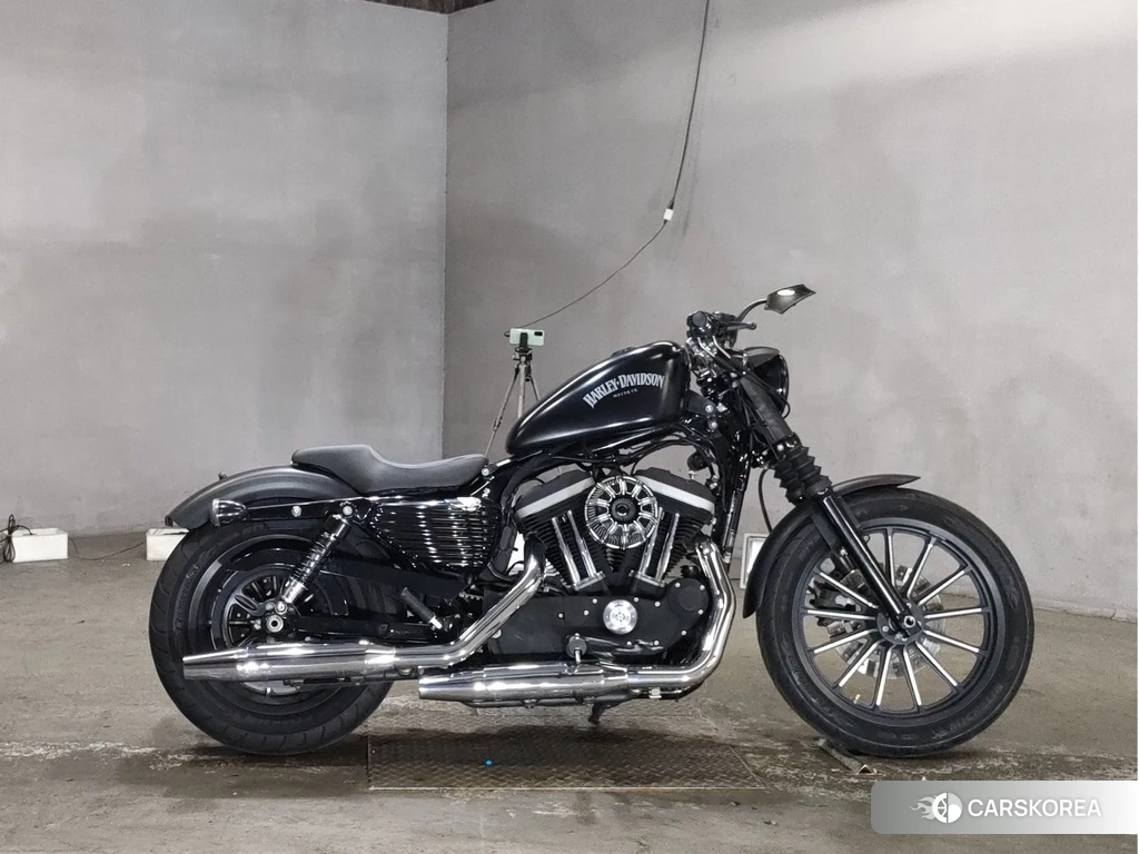 Проданный Harley-Davidson Sportster XL883N 2012 из Японии, фото 2