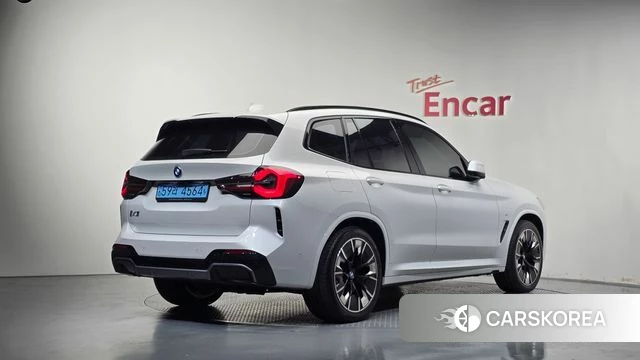 BMW iX3 2022 Белый из Кореи