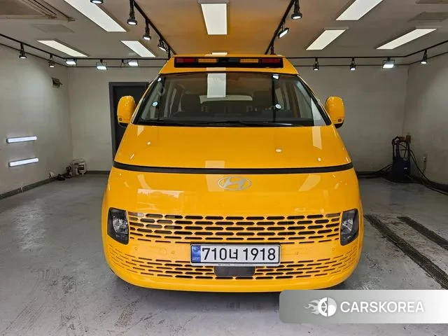 Hyundai Staria 2025 Желтый из Кореи